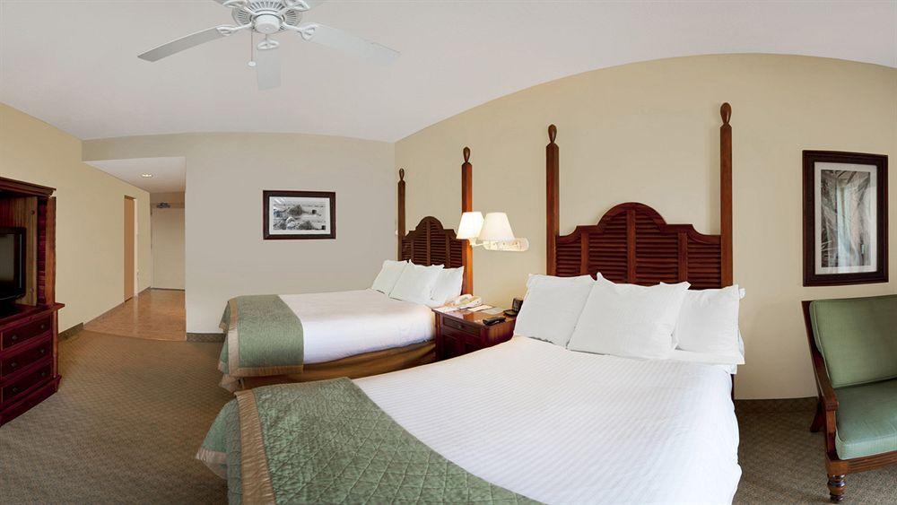 Sugar Bay Resort And Spa Smith Bay  Buitenkant foto