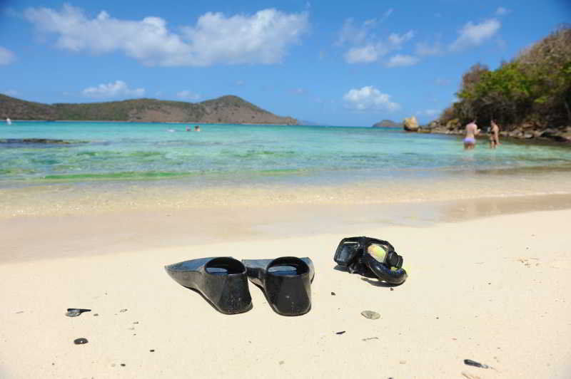Sugar Bay Resort And Spa Smith Bay  Buitenkant foto
